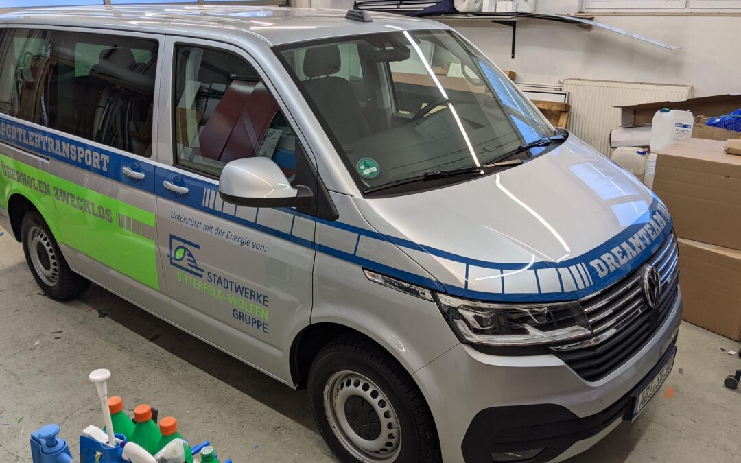Neuer Bus zur Unterstützung des gesellschaftlichen Lebens in Dienst gestellt